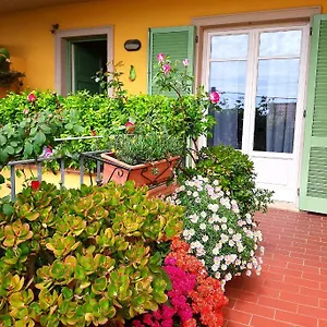 https://casa-marta-massa-tuscany.it-tuscanyhotel.com